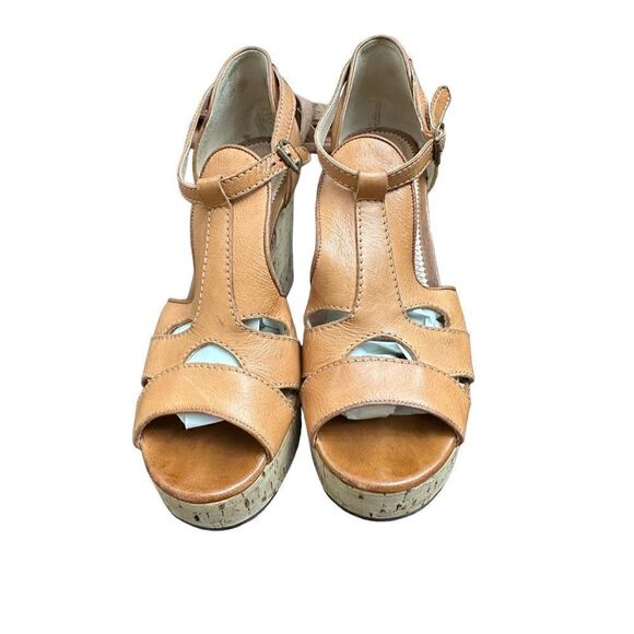 CHLOE Tan Cork Wedge Sandals - Picture 6 of 11